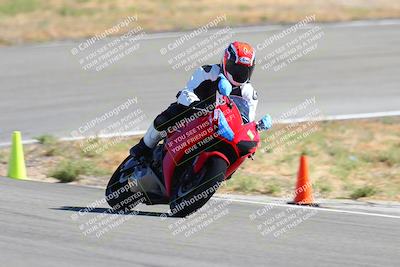 media/Oct-14-2023-TrackXperience (Sat) [[0517685739]]/Level 1/session 5 turn 12/